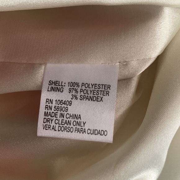 TAHARI FLORAL DRESS WITH REMOVABLE STRAPS - Picture 11 of 11